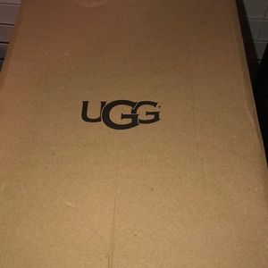 ugg mini